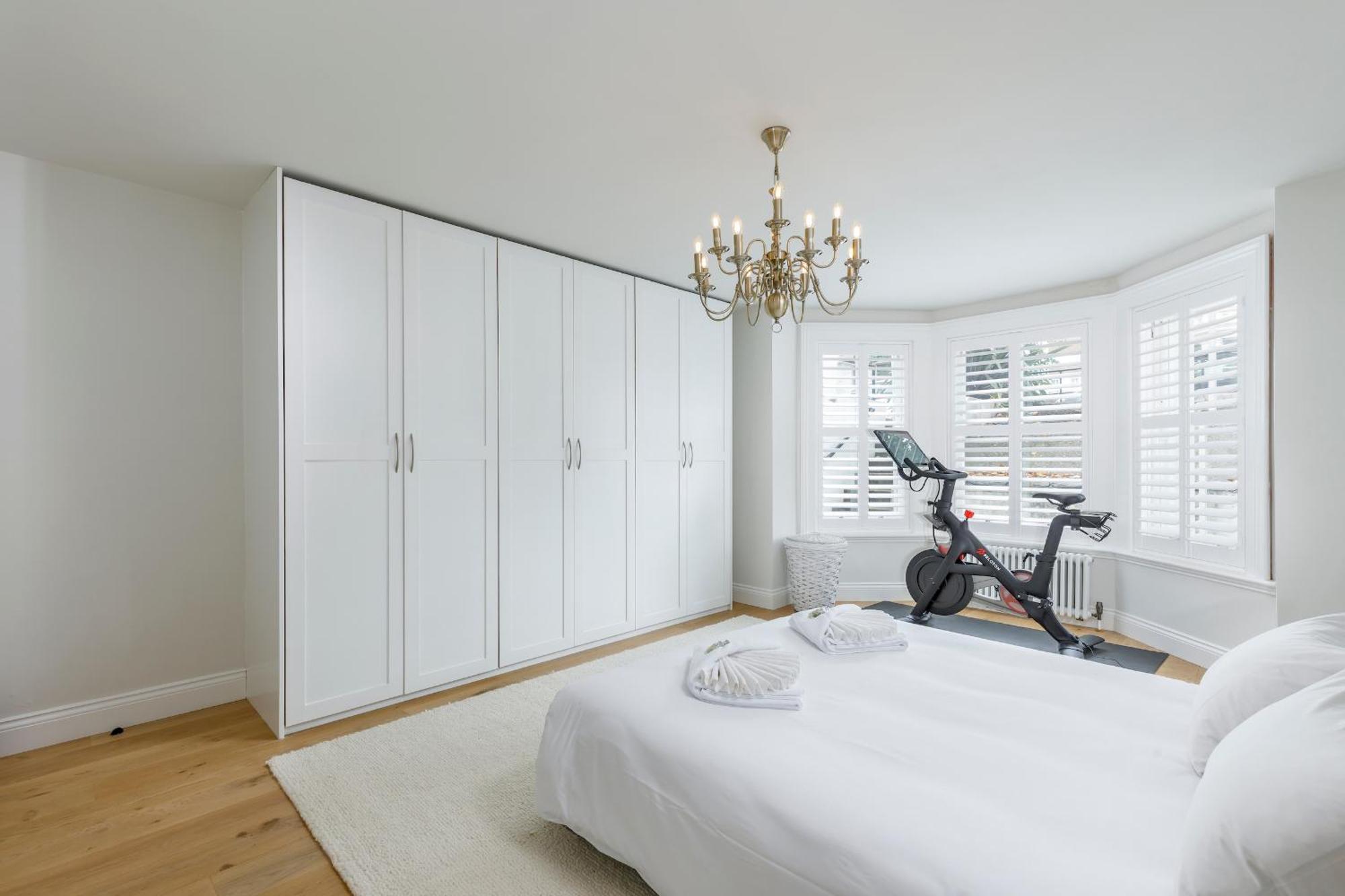 Spacious 2 Bedroom Apartment With Beautiful Garde Brighton Exterior photo